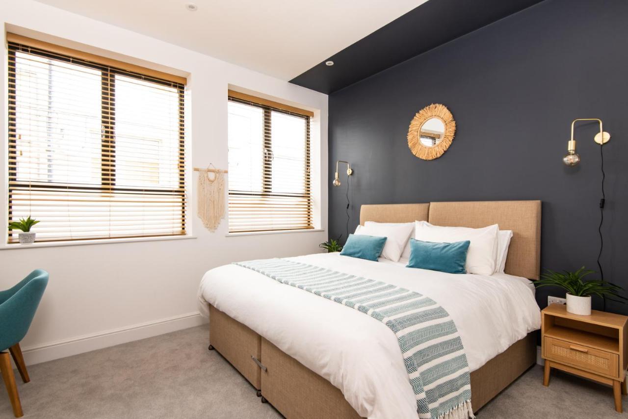 Stunning 2 Bed Apartment Sea Views And Parking Worthing Esterno foto